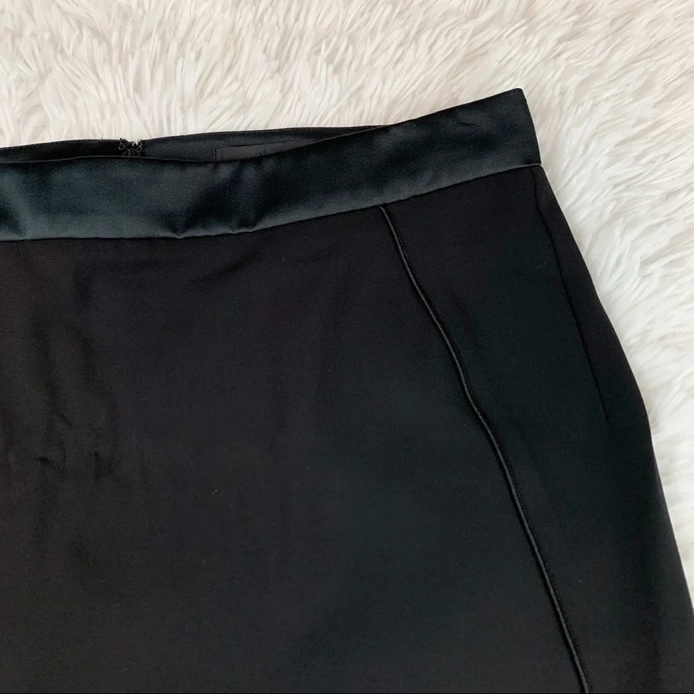 Derek Lam knit pencil skirt solid black knee lenght satin waist Made in Italy‎